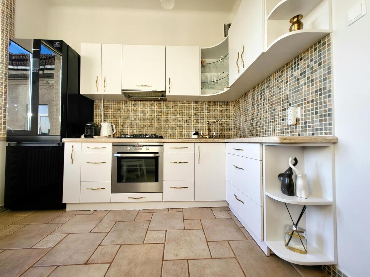 E. D. Angel Wing Apartment 希奥利艾 外观 照片